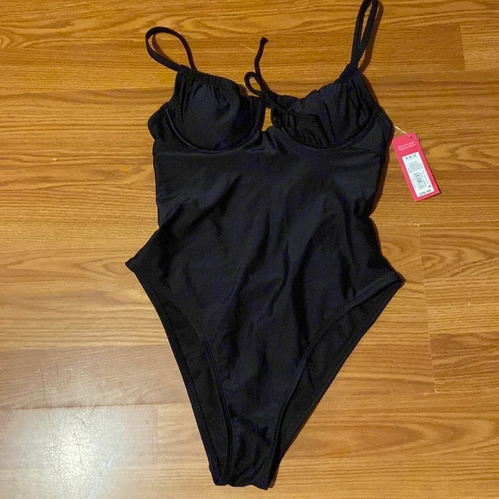 Xhilaration One Piece Bathing Suit size Small (CM)